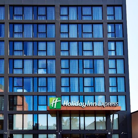 Holiday Inn Express - Nyc Brooklyn - Sunset Park By Ihg Нью-Йорк Экстерьер фото